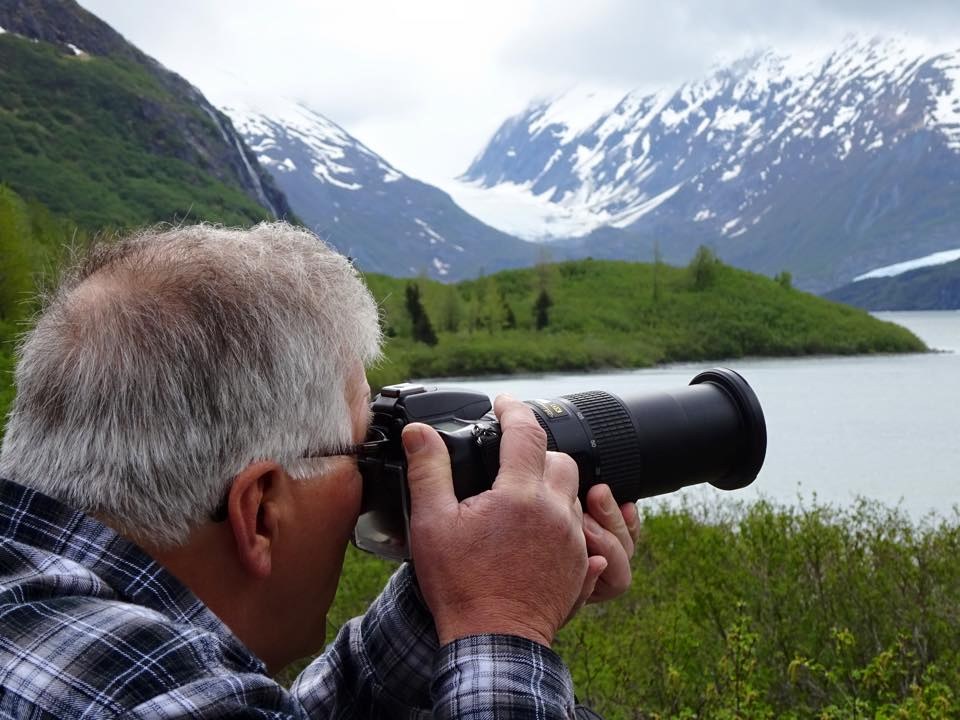 Warren Schwanebeck photographing wildlife in Alaska